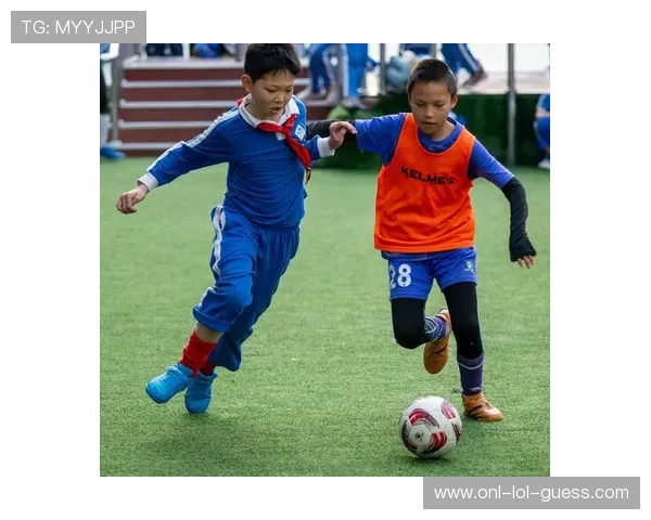 身高优势助力场上表现 踢足球的高个子球星们谁更出色 身高优势助力场上表现 踢足球的高个子球星们谁更出色